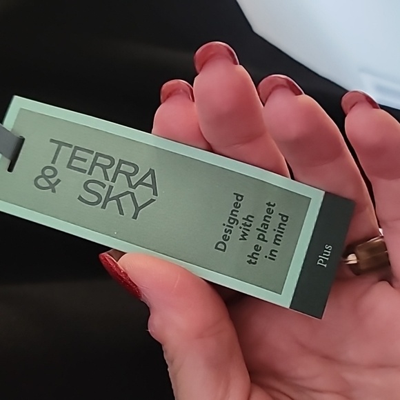 Terra & Sky Women's Black Open Front Cardigan - Picture 8 of 13